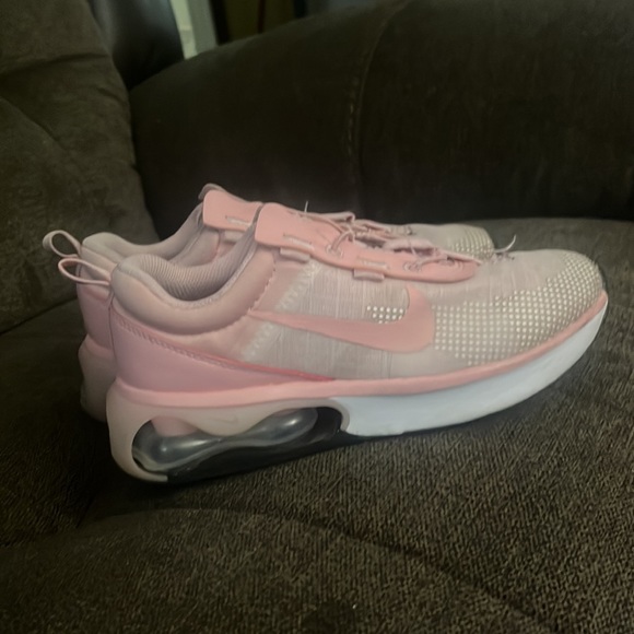 Nice - Picture 2 of 4